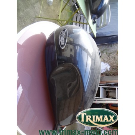 Réservoir Triumph classic gris pailleté très bon état 