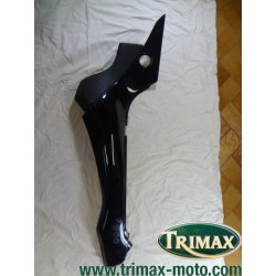 Flanc de selle gauche noir Triumph Speed Triple ou Daytona n°5